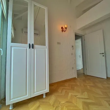 Gk House 펜션 알라카티