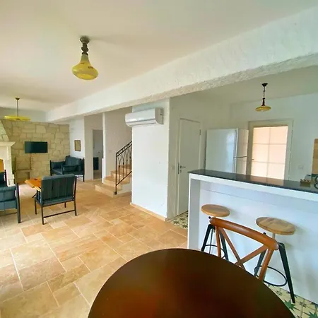 Gk House *